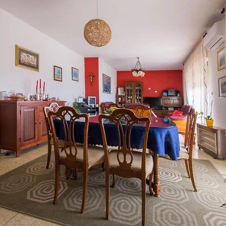 In Kastel Sucurac With House Sea View